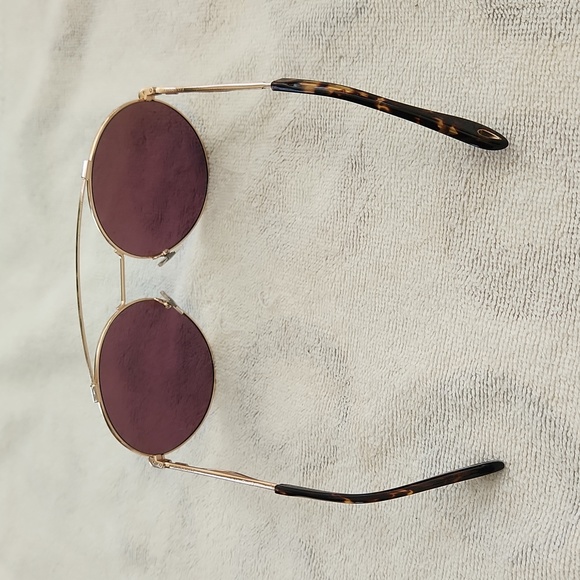 Givency Round Sunglasses - Picture 6 of 11